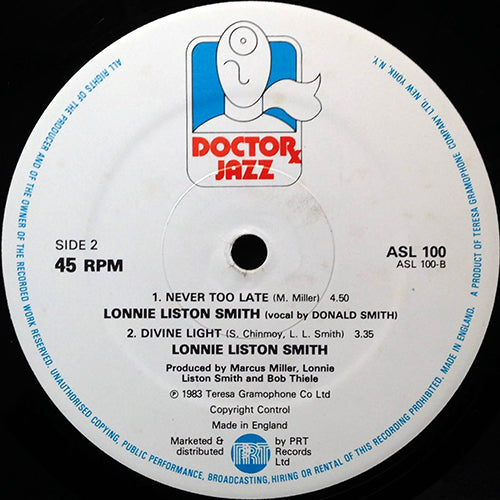 LONNIE LISTON SMITH // NEVER TOO LATE (6:24/4:50) / DIVINE LIGHT (3:35)