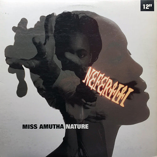 NEFERTITI // MISS AMUTHA NATURE (8VER)