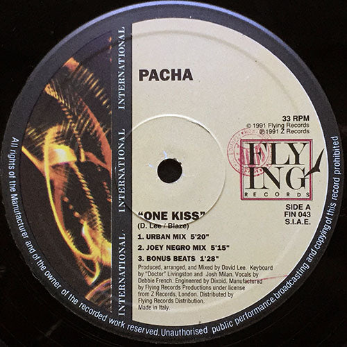 PACHA // ONE KISS (6VER)