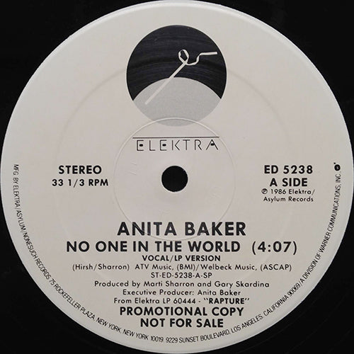 ANITA BAKER // NO ONE IN THE WORLD (4:07)